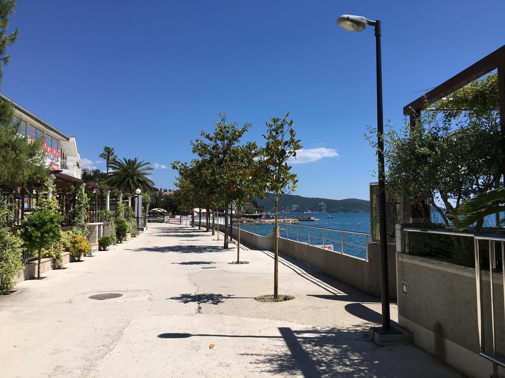 Apartments Upitnik Herceg Novi Exterior foto